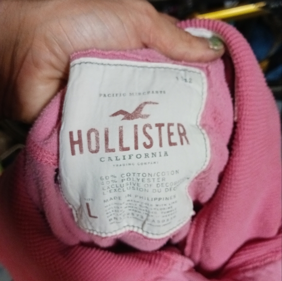 Hollister hoodies ,pullovers ,button ups - Picture 2 of 10